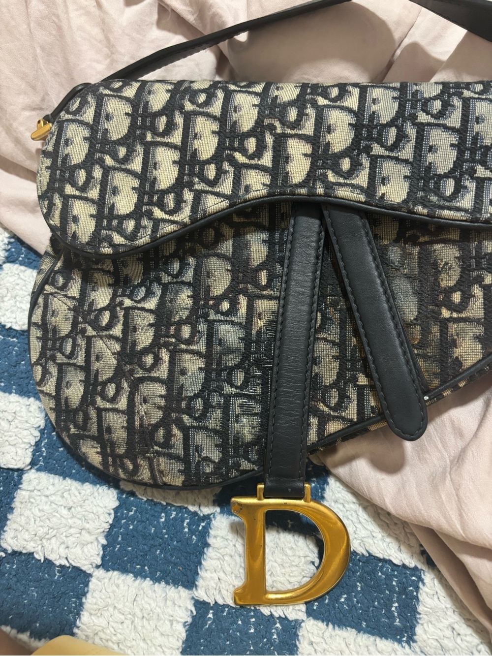 Dior Monogram Saddle Shoulder Bag in Gray and Black with Gold 'D' Charm - Picture 2 of 8